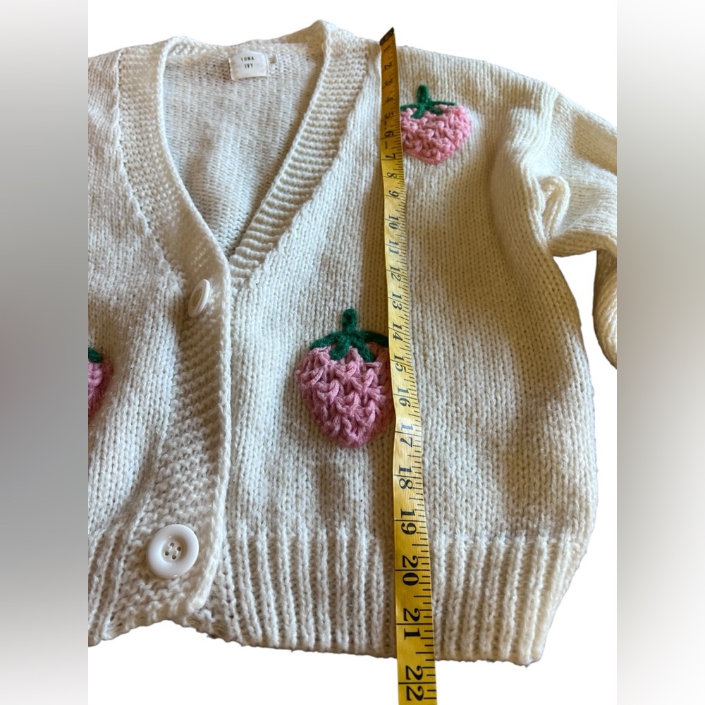 LUNA IVY Kitschy 3D Strawberry Knit Kawaii XS Cardigan Novelty Fruit Sweater Fun - Picture 6 of 9